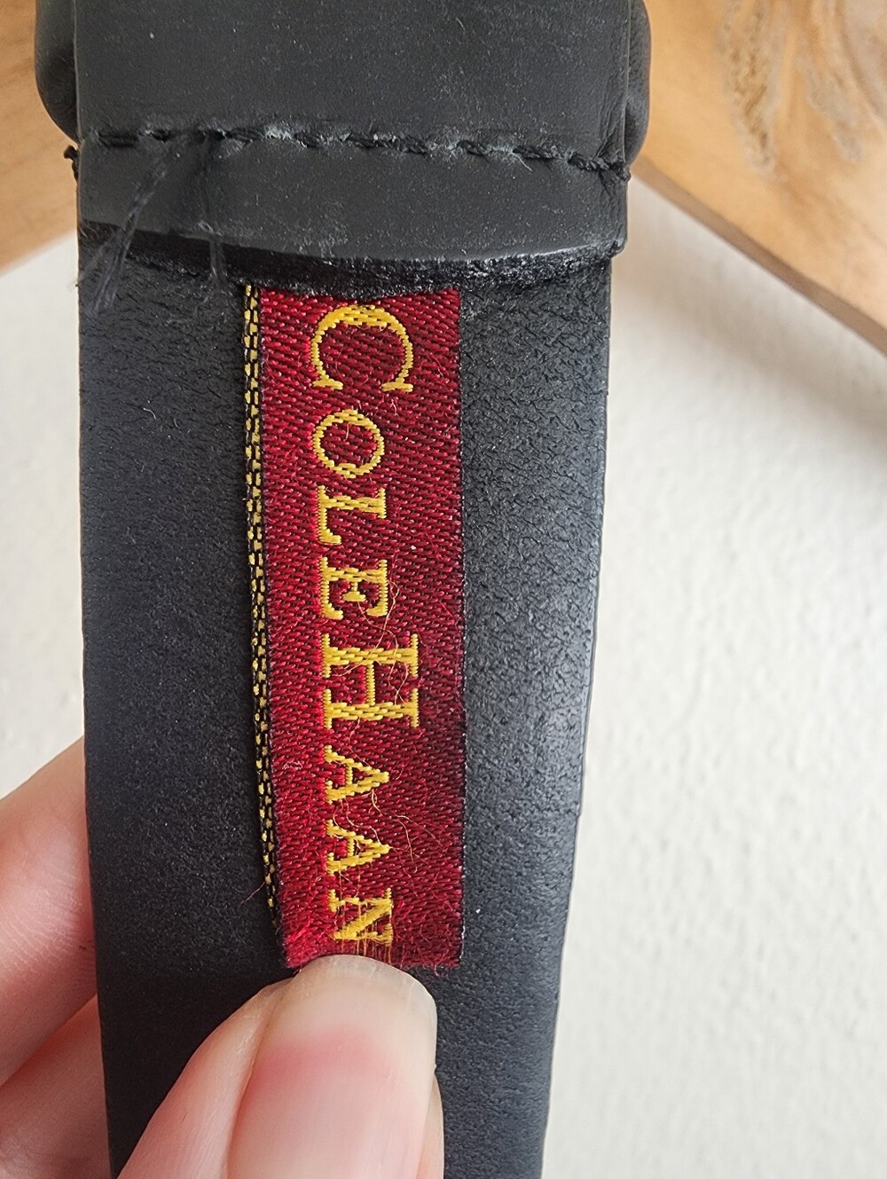 Cole Haan Black Leather Belt Silver Buckle Men Size 44 Crafted in Canada - Picture 4 of 13